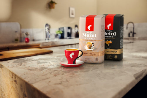 Julius_Meinl_Premium_Caff_Crema_whole_bean_coffee_served_in_a_cup